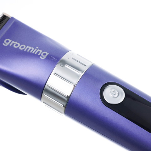 GRT5 Purple Машинка для стрижки животных DEWAL PRO Grooming, фиолетовая, аккум/сет 8W, нож 40 мм, 4 насадки